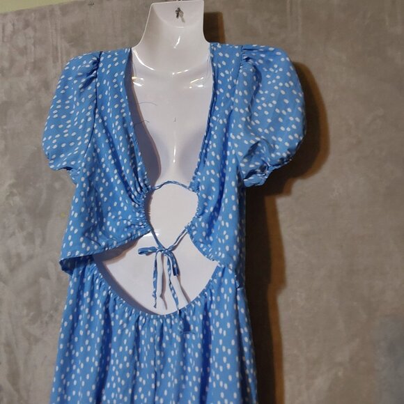 Liliy Rose Blue/White‎ puff sleeve Cut Away Back with Straps Cottage Core Large - Picture 10 of 12